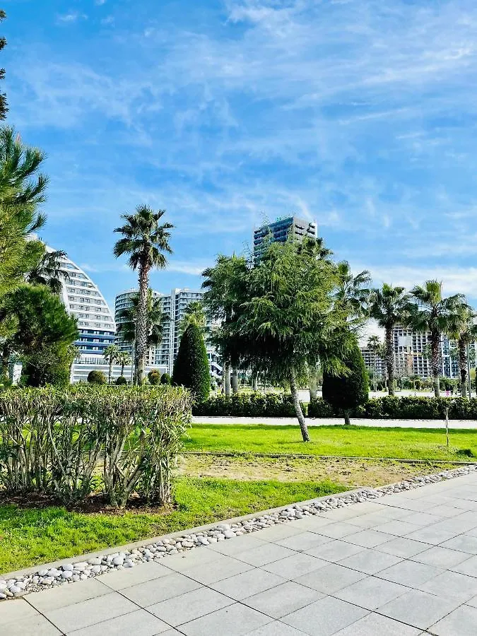 First Line New Boulevard Батуми 0*,
