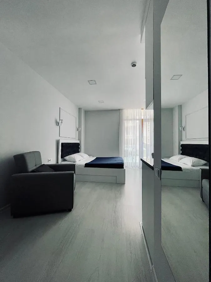 First Line New Boulevard Batumi Apartment